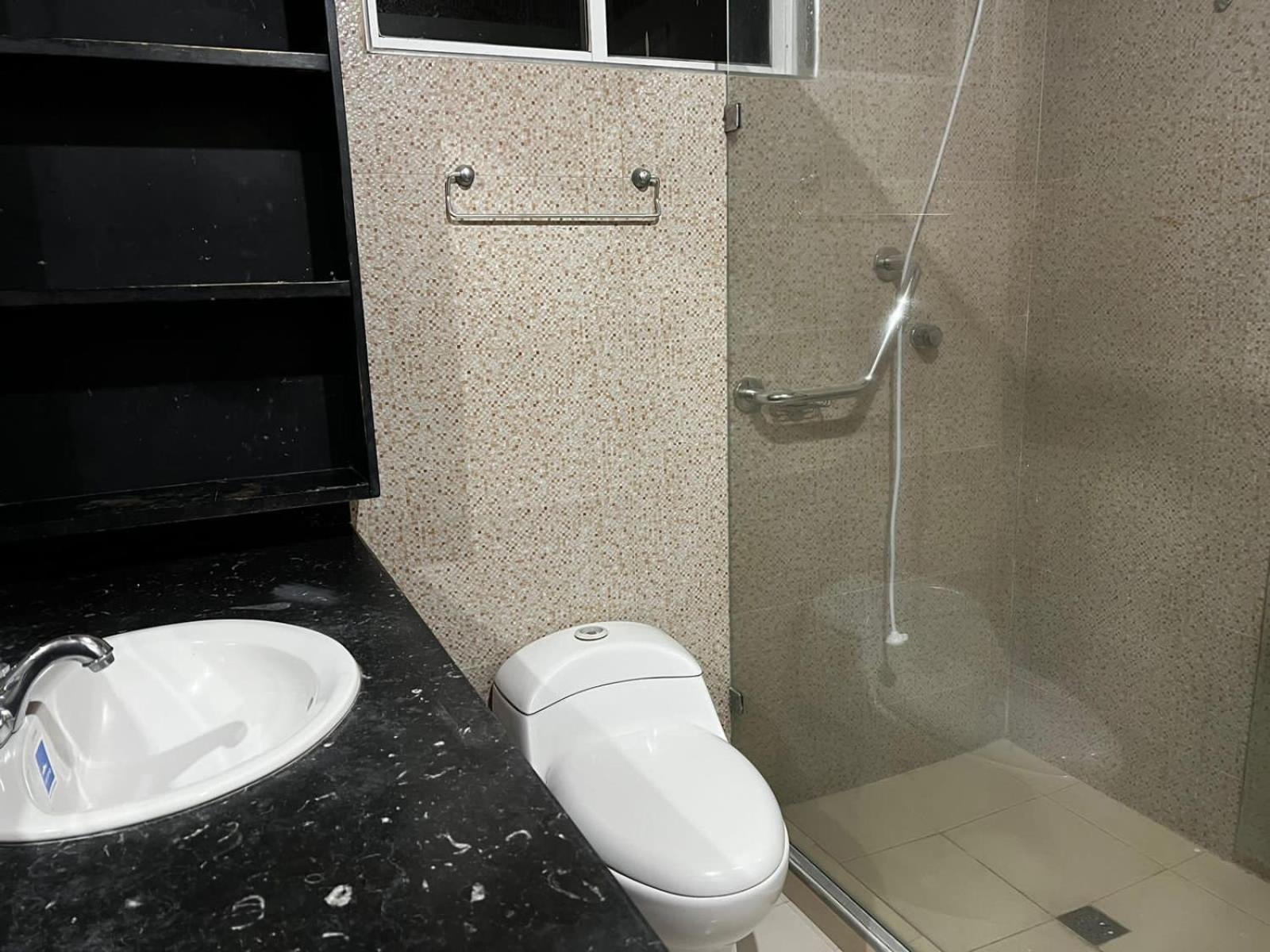 Casa Frente Al Centro Comercial Guatapuri * Valledupar